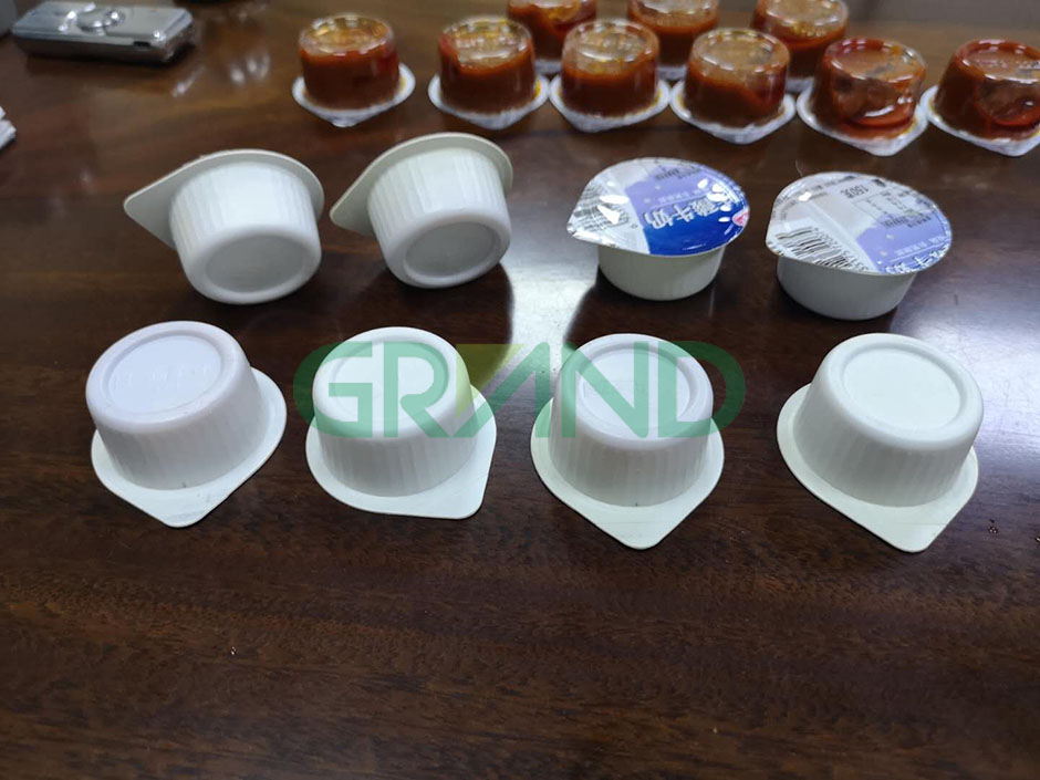 machine d'emballage en cloque04