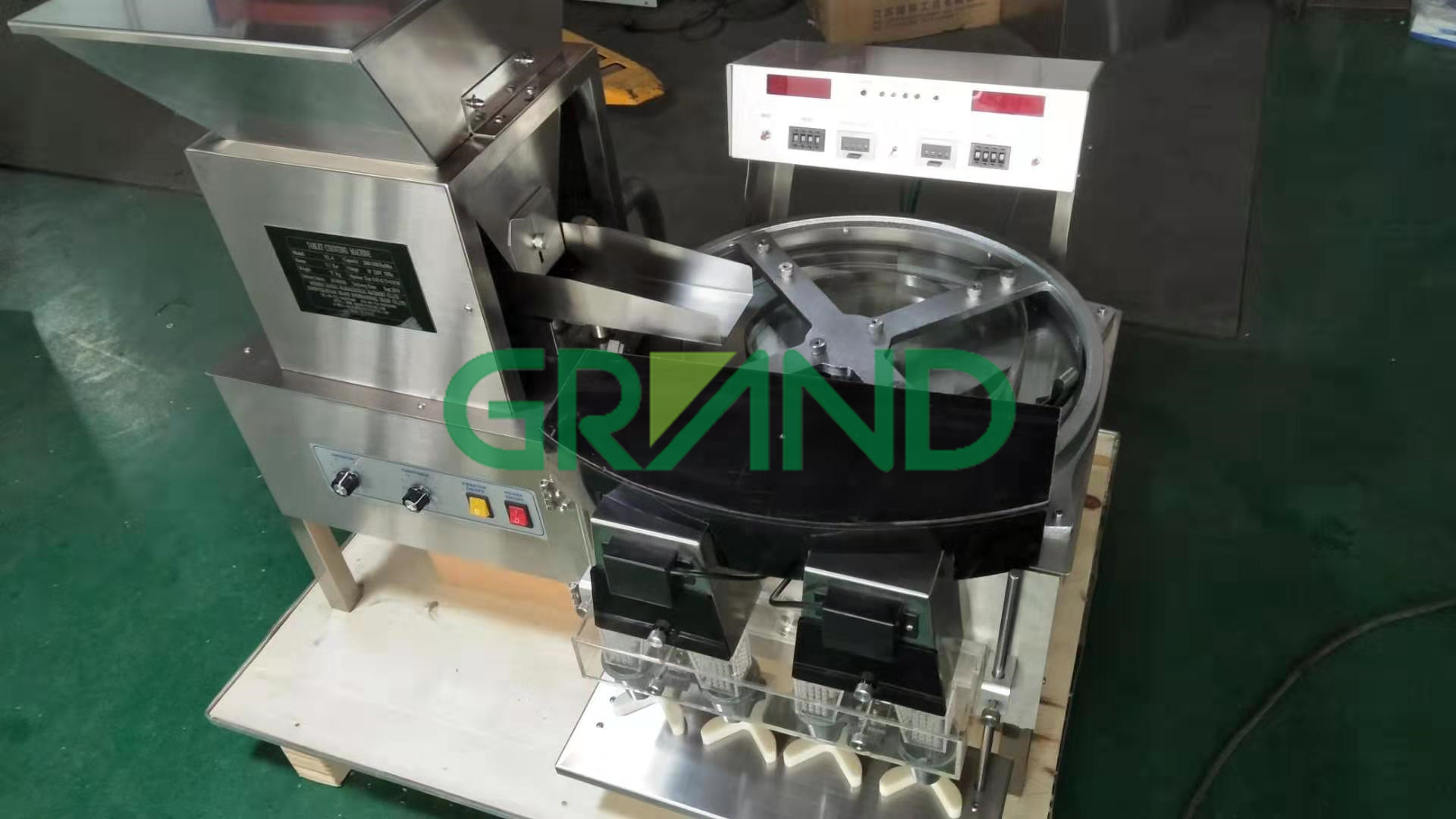 Philippines --- Machine de comptage des tablettes YL-4 