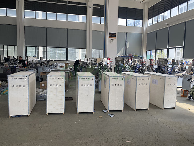 Machine de remplissage de capsule semi-automatique05