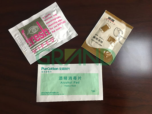 &Eacute;chantillon de machine d'emballage des tissus humides